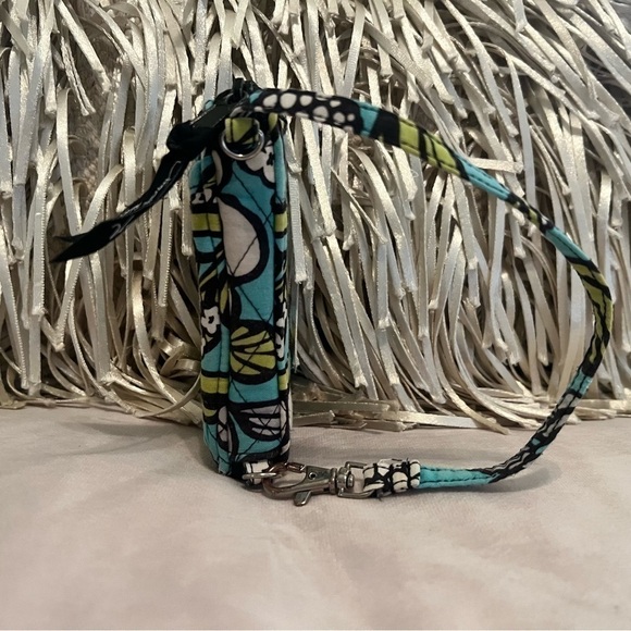 VERA BRADLEY Island Blooms Carry It All Wristlet Blue Green Lippies Case - Picture 2 of 11